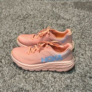 Hoka Women's Rincon 3 Sneakers